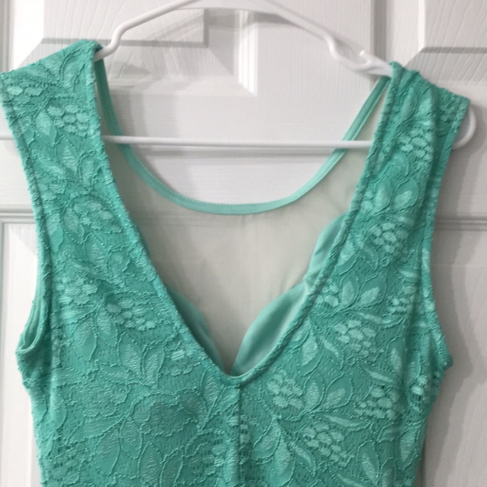 Dress - Picture 4 of 4